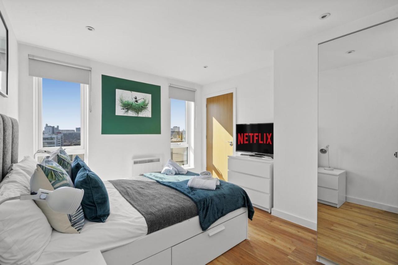 Stunning City Centre Penthouse - Sleeps 10 - Parking Manchester Exteriör bild
